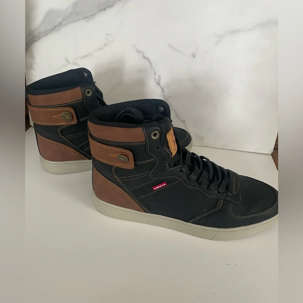 Levi's Men's Black and Tan Sneakers Jeffrey Hi 501 Core high-top sneakers sz 13